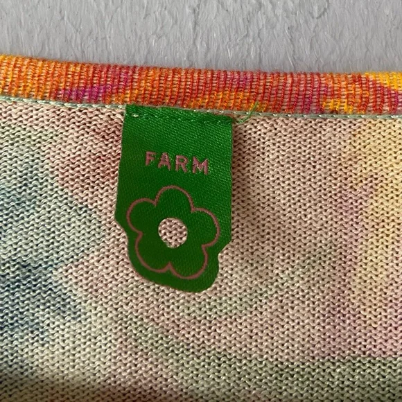 🛑SOLD Farm Rio Long Sleeve Cropped Floral Sweater Size XS - Picture 3 of 7